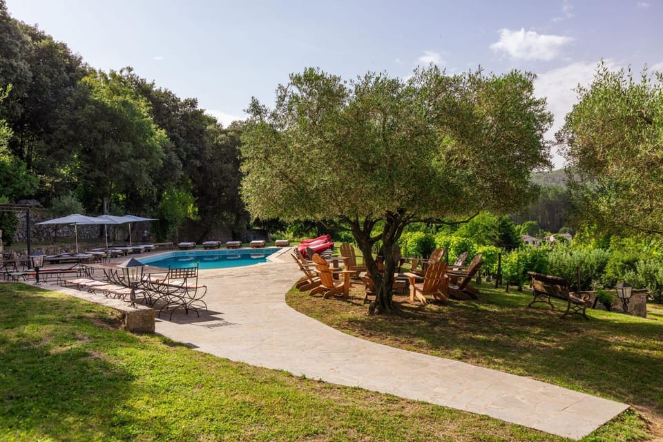 Gîte Les fermes de Rieumal Hameau Cévenol Prestige Villa in Occitanie