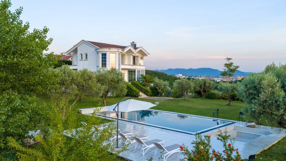 Villa Kamila Villa in Tirana