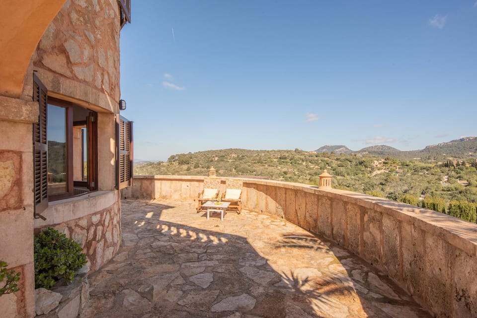 Finca Roca House in Migjorn