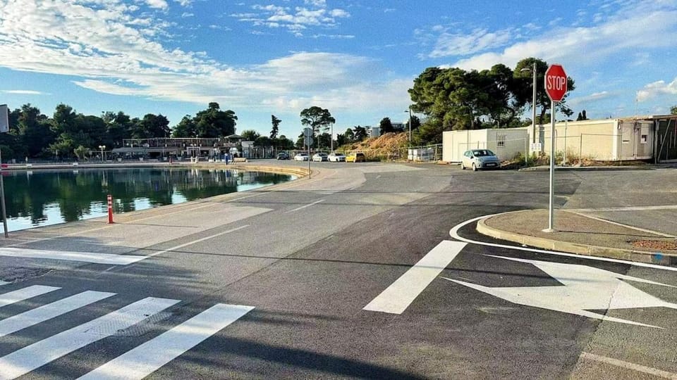 Neighbourhood, Street view