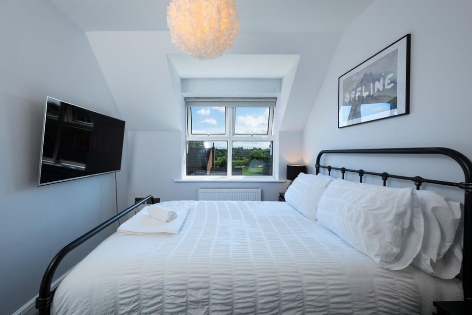 TV and multimedia, Bedroom