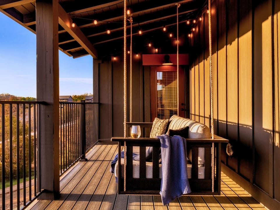 View (from property/room), Balcony/Terrace, Seating area