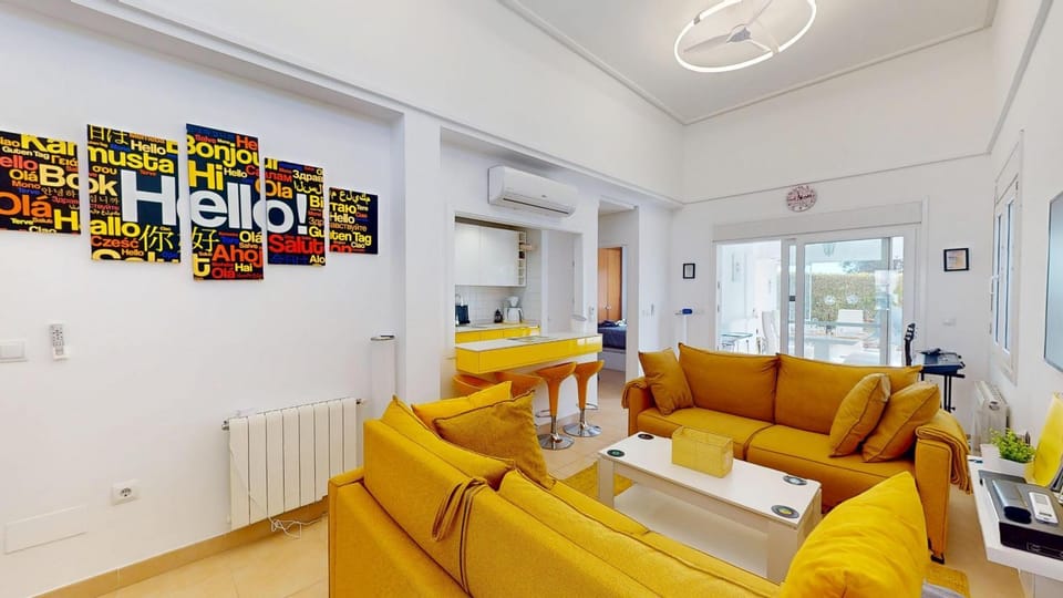 Communal lounge/ TV room, Living room