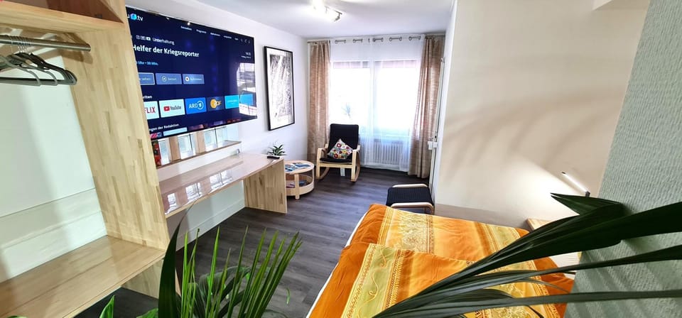 Siegen Oberstadt mit Küche und 75 Zoll TV - VN Apartment in Siegen