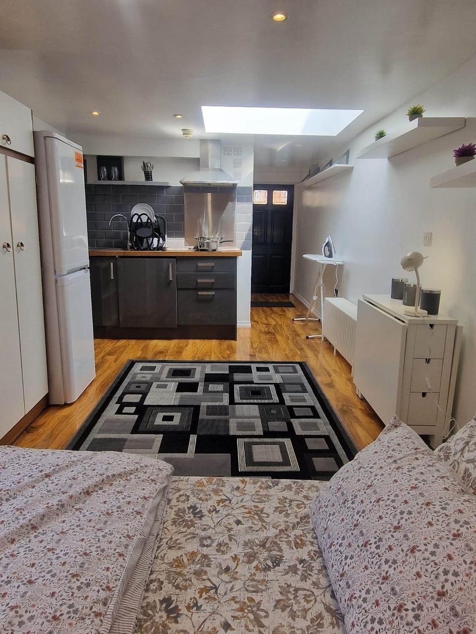 Beautiful Studio Flat Apartment in London
