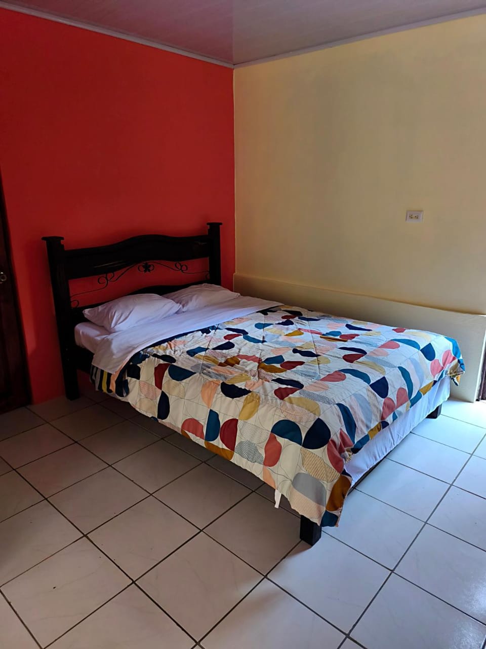 Katty Mountain View Apartment in Heredia Province
