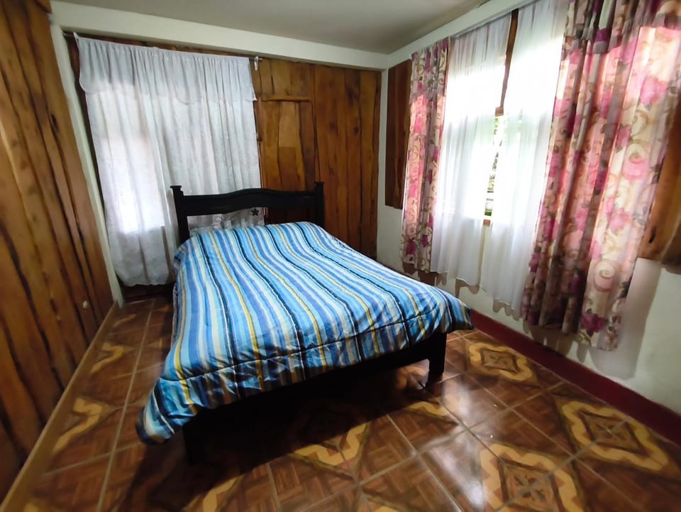 Katty Mountain View Apartment in Heredia Province