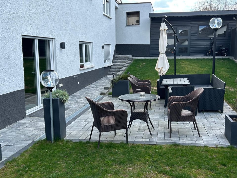 Wohnung K voll möbliert Apartment in Hesse