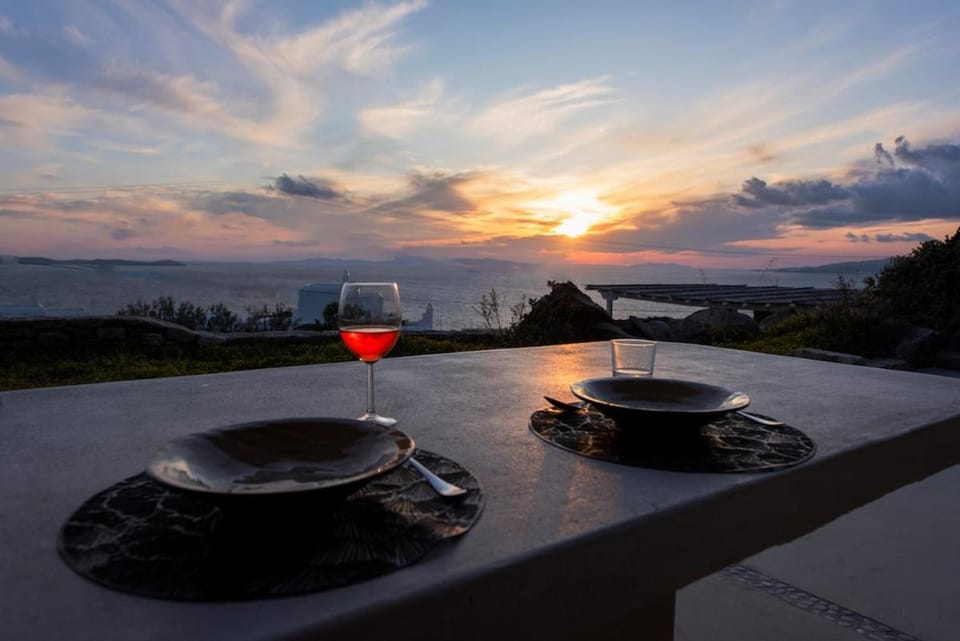 Stylish Mykonian apartment Semi-Private huge Pool Apartment in Mykonos, Mikonos 846 00, Greece