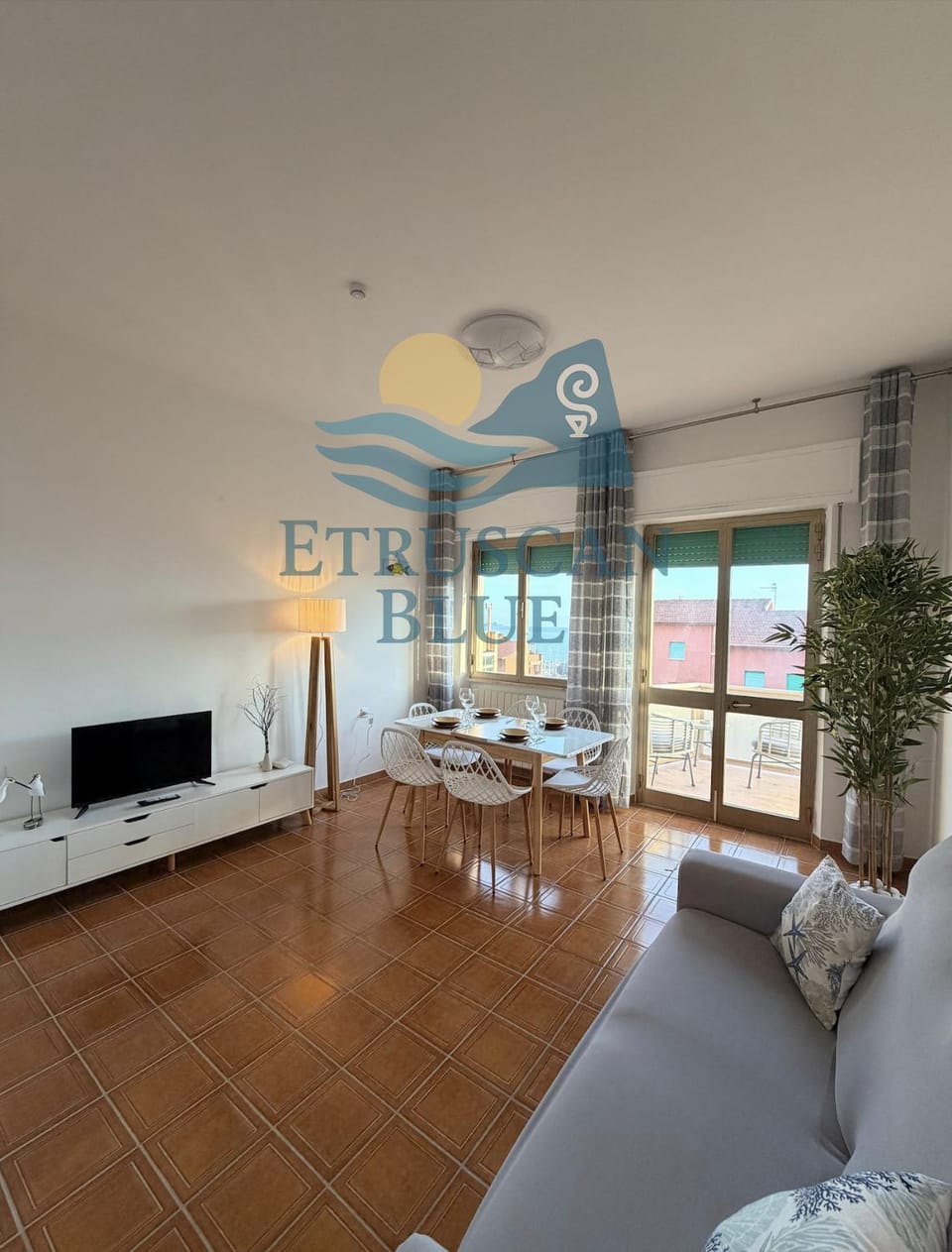 TV and multimedia, Living room, Evening entertainment