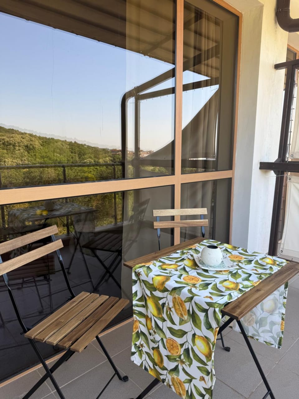 Golden Lemon Apartment in Varna
