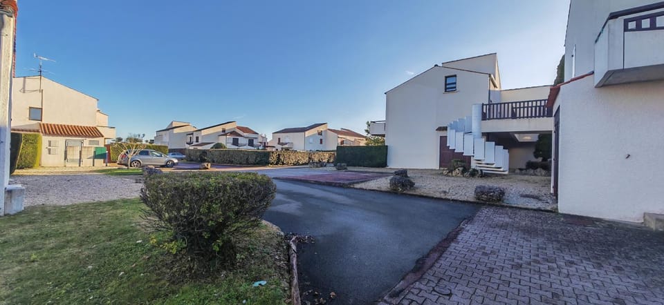 Neighbourhood