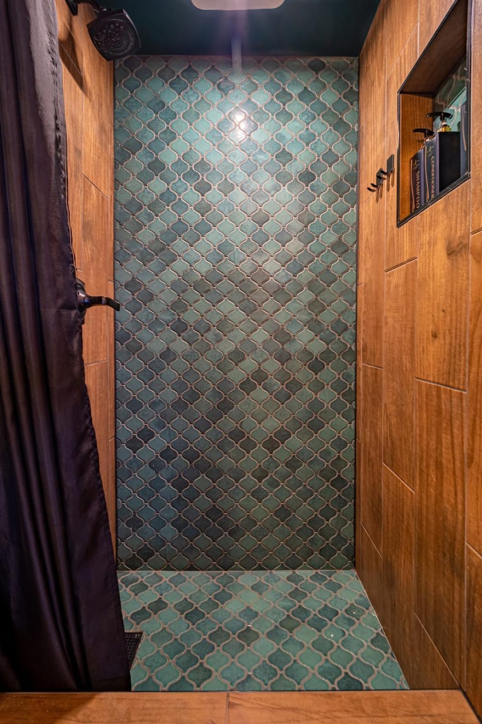 Ocean View Prime Location Surfer Studio With Parking Apartment in Honolulu