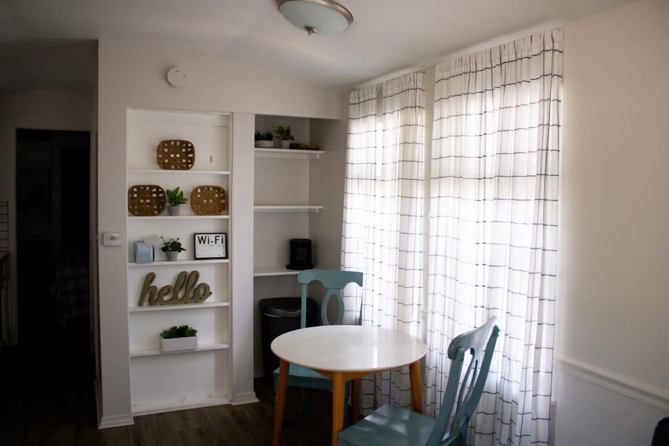 Clyde's Cabin with a private Hot Tub Cabin in Ozark Mountains