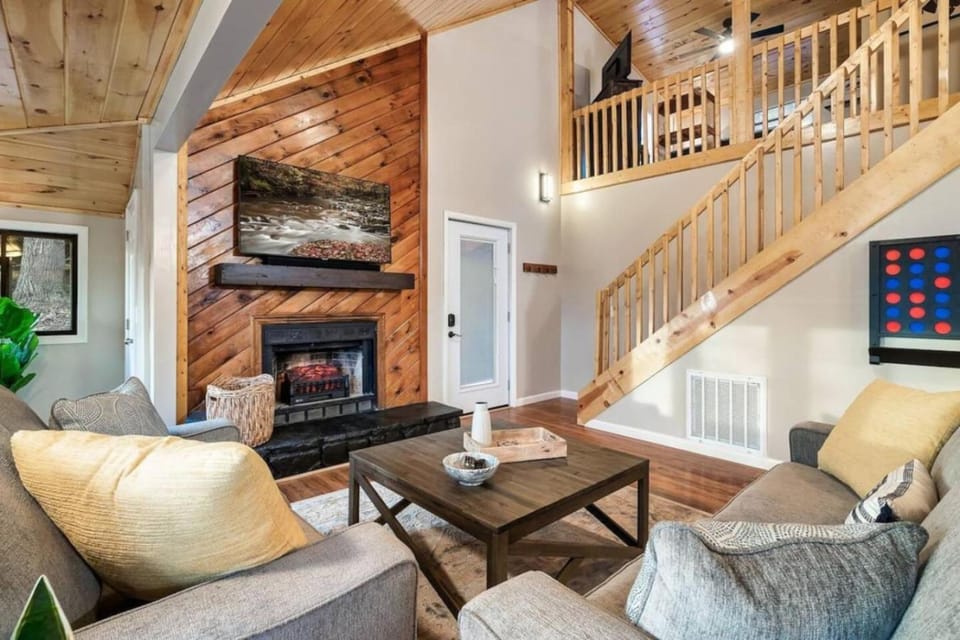 Living room, Seating area