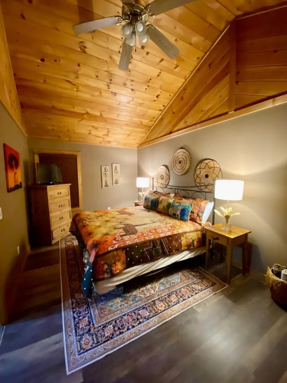 Photo of the whole room