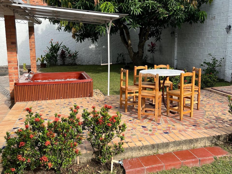 Casa Privada con Jacuzzi Ubicación Central Anapoima House in Anapoima