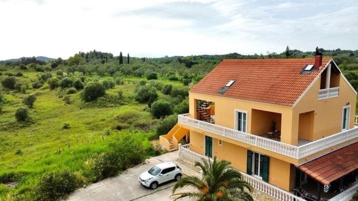 Natural landscape, Garden view