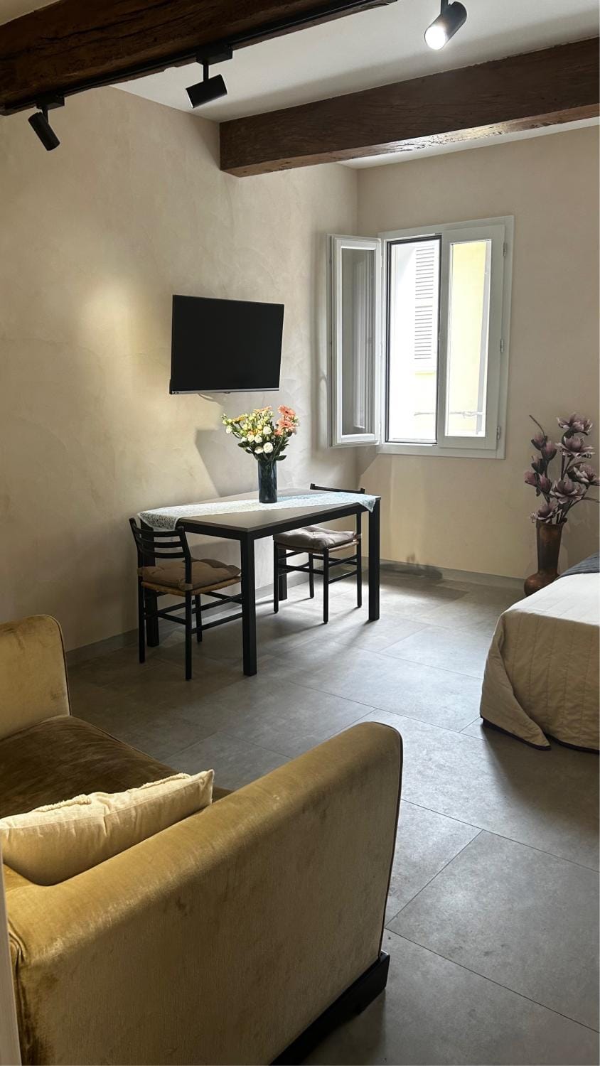 Smartroom Lula di Correggio Apartment hotel in Emilia-Romagna