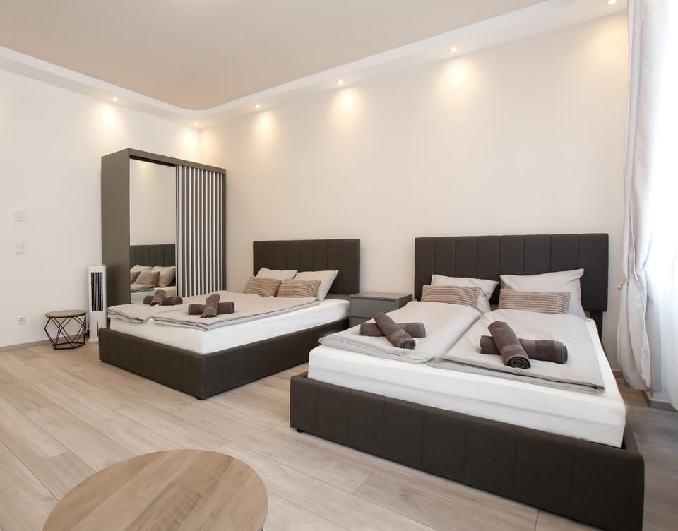 Bed, Photo of the whole room, Bedroom, towels, wardrobe, air conditioner