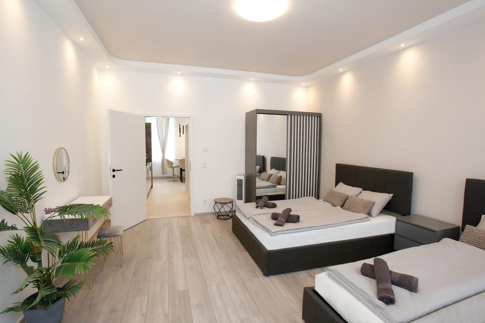 Bed, Photo of the whole room, Bedroom, towels, wardrobe, air conditioner