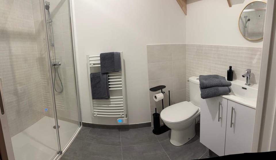 Shower, Toilet, Bathroom