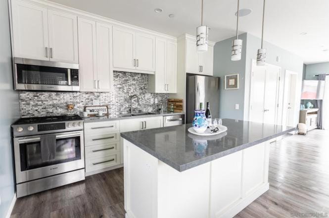 Sunrise Loft House in Mission Beach