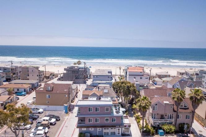 Sunrise Loft House in Mission Beach