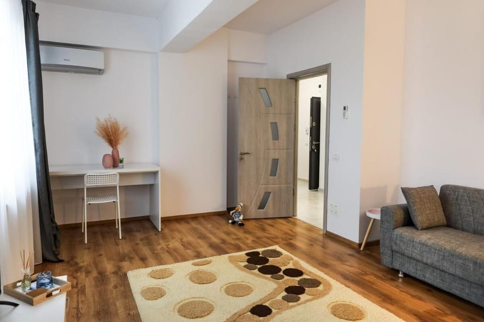 Living room, Seating area, air conditioner