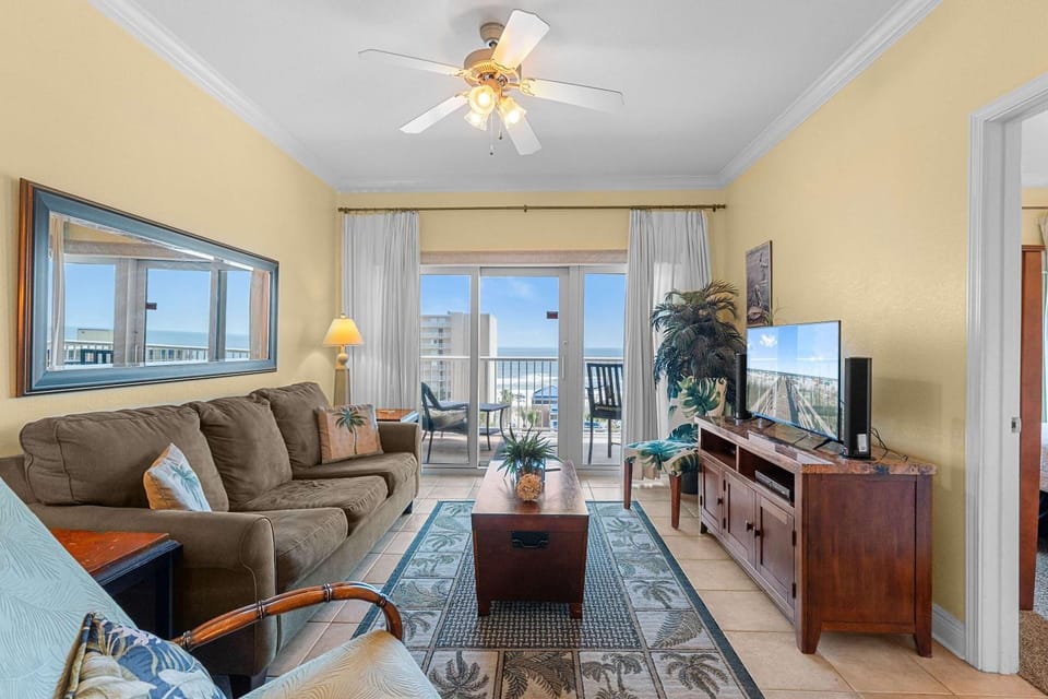 Gulf Views Lazy River Pools Hot Tub - Sleeps 6 House in West Beach