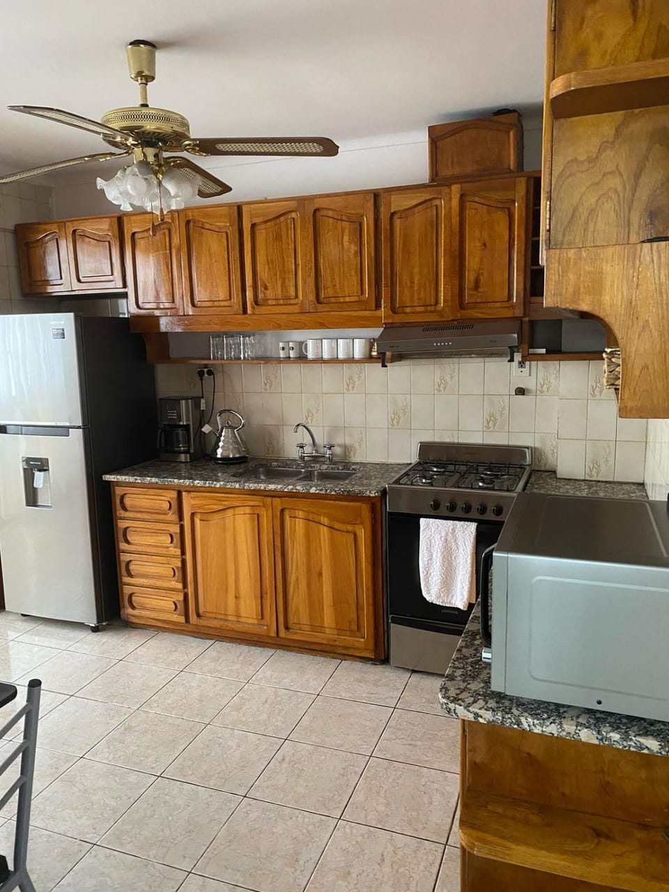 Kitchen or kitchenette, oven