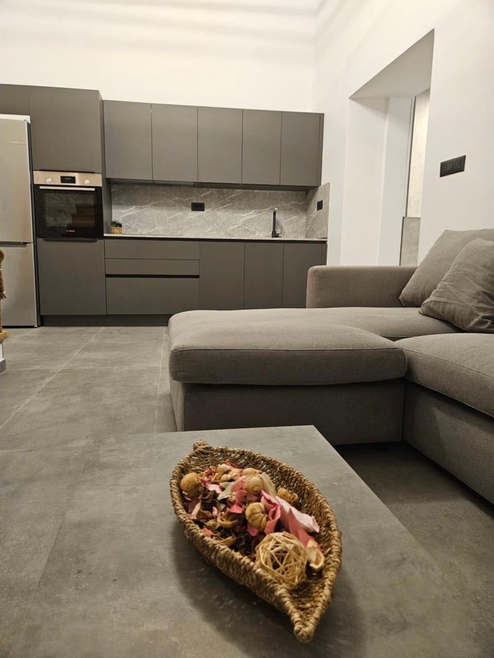 Kitchen or kitchenette, Living room, Seating area