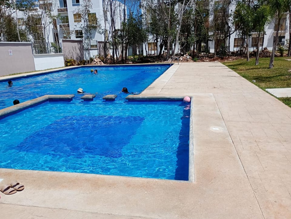 Swimming pool