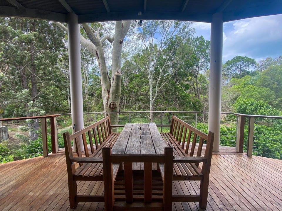 Moorings - Toogoom- Beachfront - 3BR- Aircon House in Toogoom