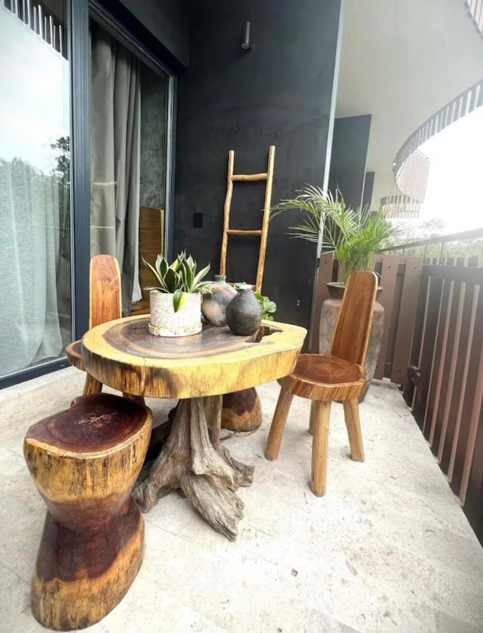 Balcony/Terrace, Dining area