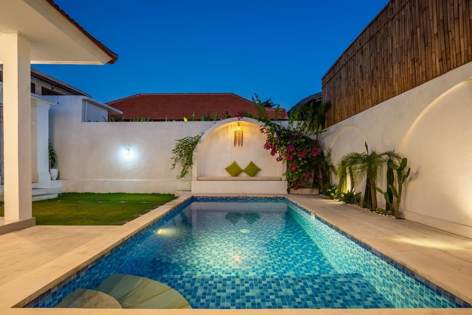 Night, Pool view, Swimming pool