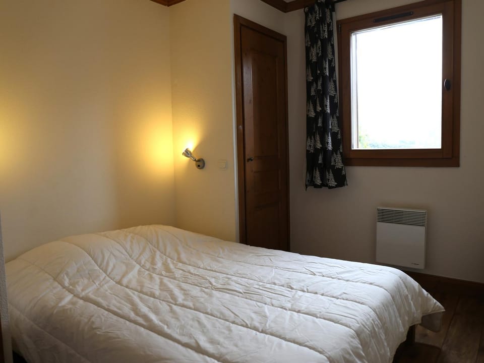Appartement pour 6 avec balcon et vue montagne, WIFI Apartment in Auvergne-Rhône-Alpes