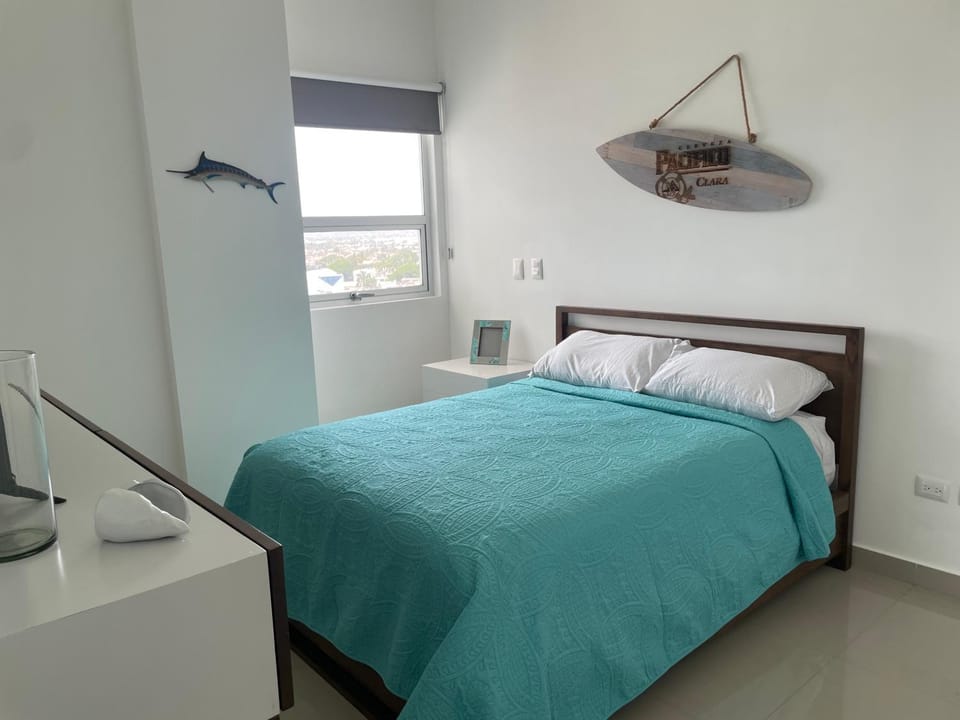 Torre Eme- stunning bay view and balcony! Apartment in Mazatlan