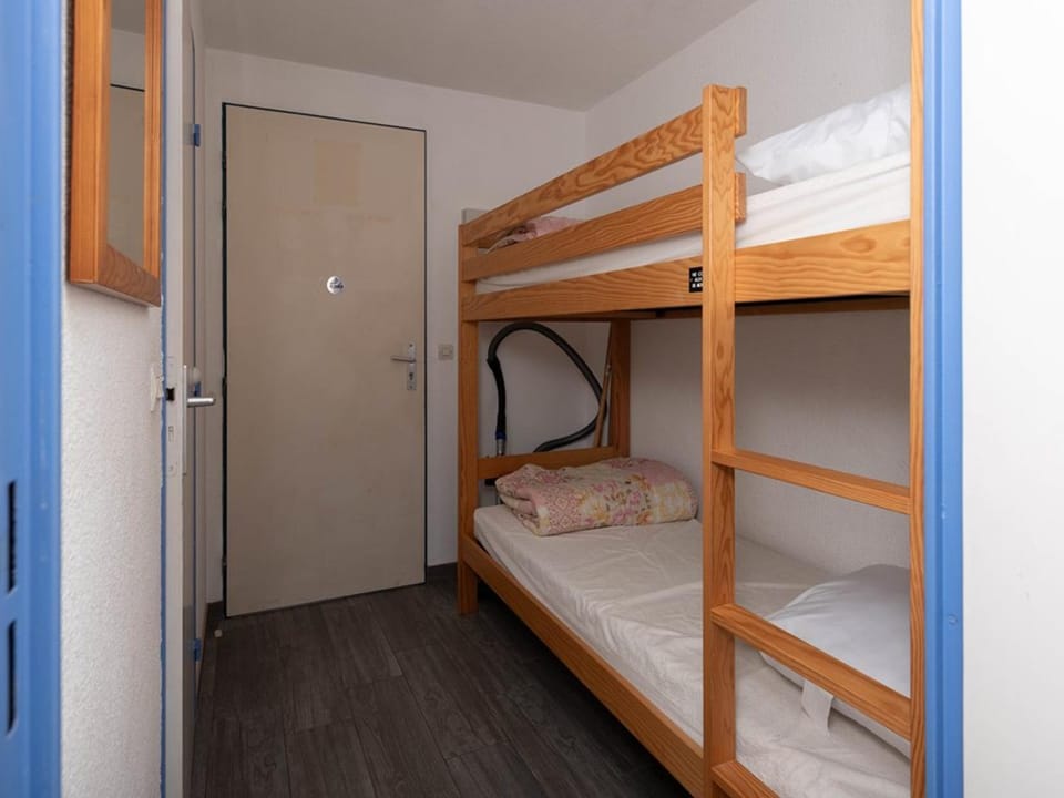 Studio pour 4 personnes avec piscine au Lavandou - FR-1-803-94 Apartment in Le Lavandou