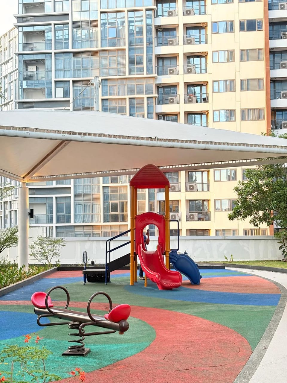 Modern Condo in Mactan Newtown - OPR Tower B Apartment in Lapu-Lapu City