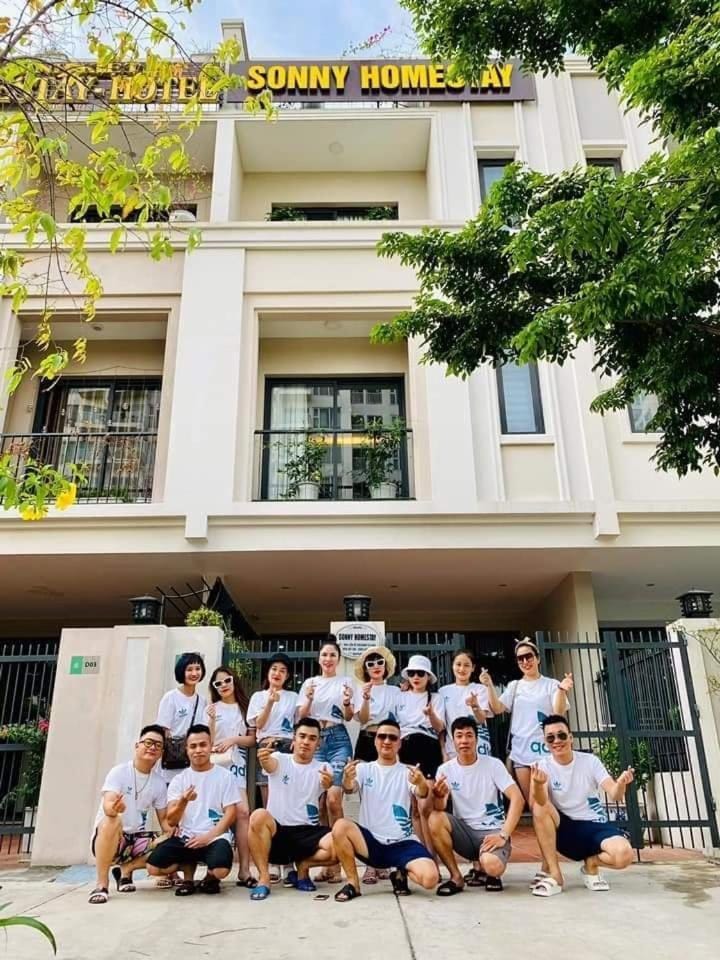 Sonny Homestay 3 -Căn liền kề 5PN - Khu Greenbayvillage - Đường Hoàng Quốc Việt -Trung tâm KDL Bãi Cháy Apartment in Vietnam