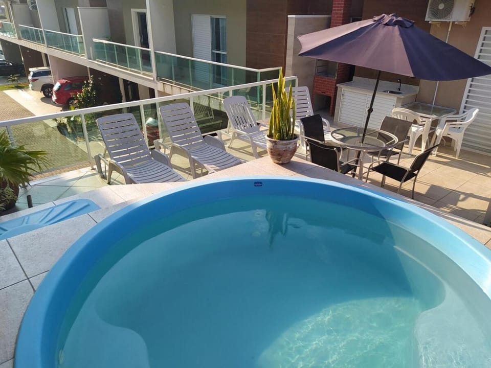 Sobrado aconchegante e acolhedor, com hidro spa Apartment in Guaratuba