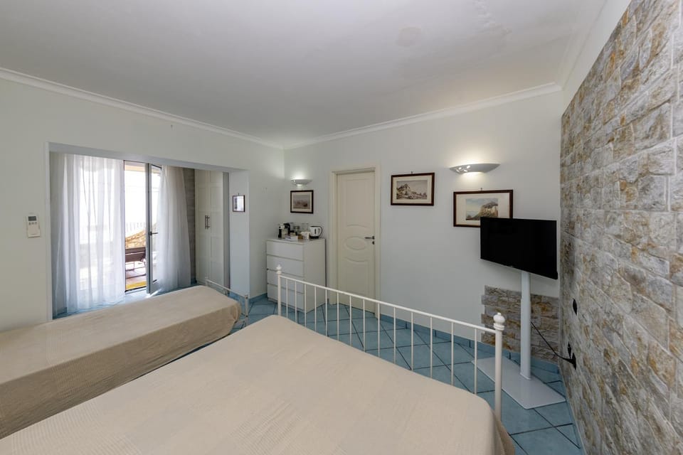 Essence One by Sweet Capri Bed and Breakfast in Capri
