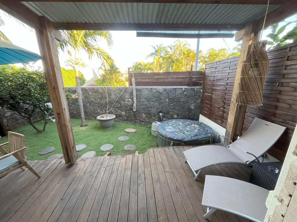 Ti Kaz avec SPA, proche du lagon House in Saint-Paul