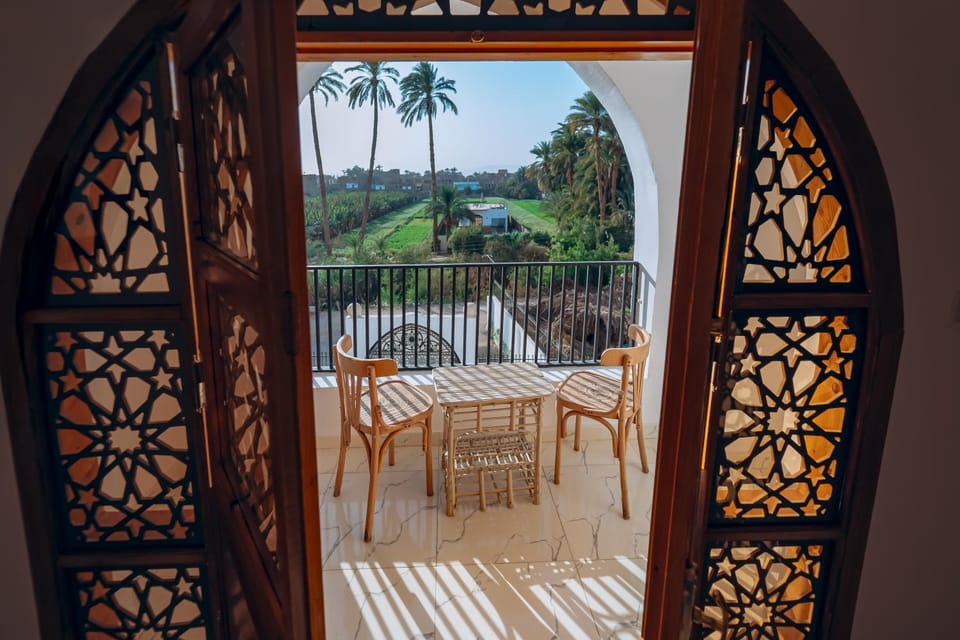 Balcony/Terrace, Decorative detail, Decorative detail, Garden view