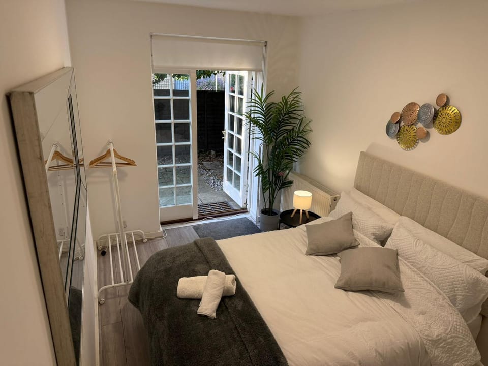 Guest Home in Vauxhall Bed and Breakfast in City of Westminster