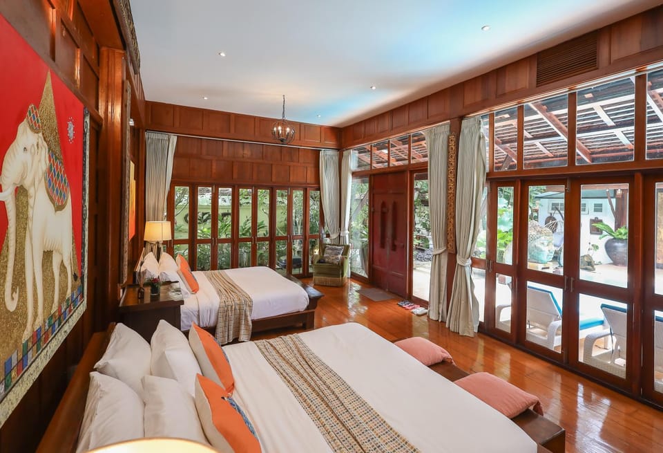 Bedroom, Pool view