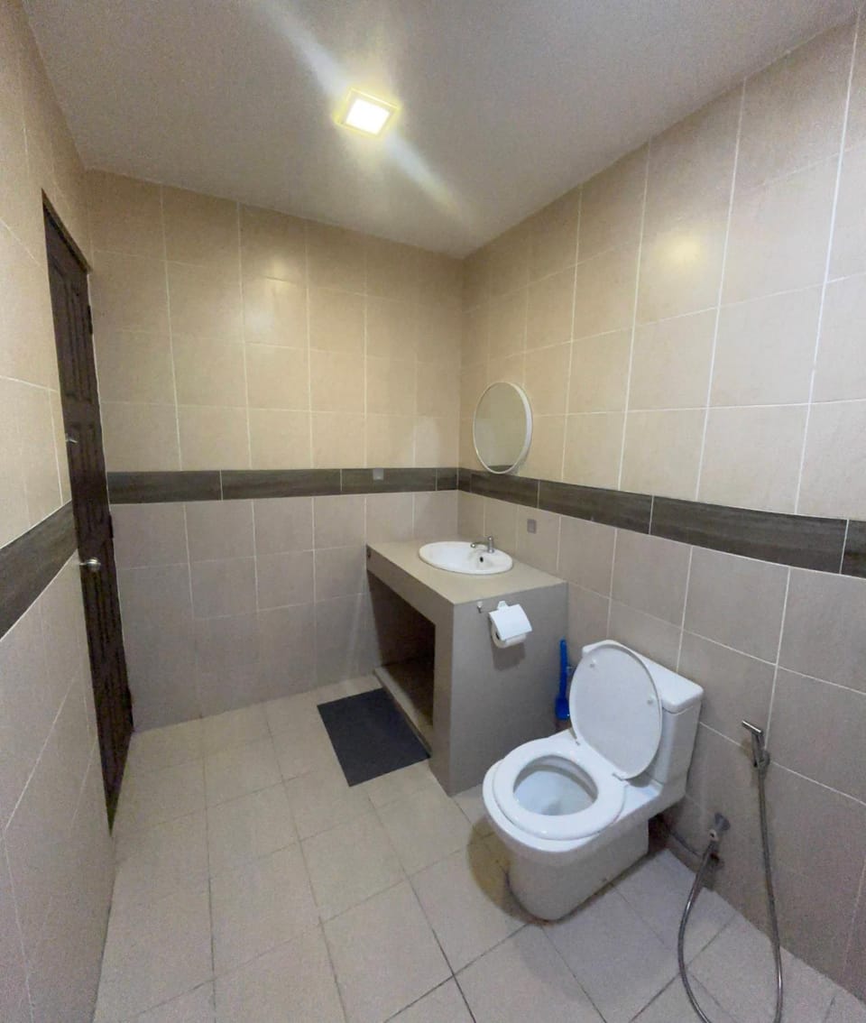 Toilet, Bathroom