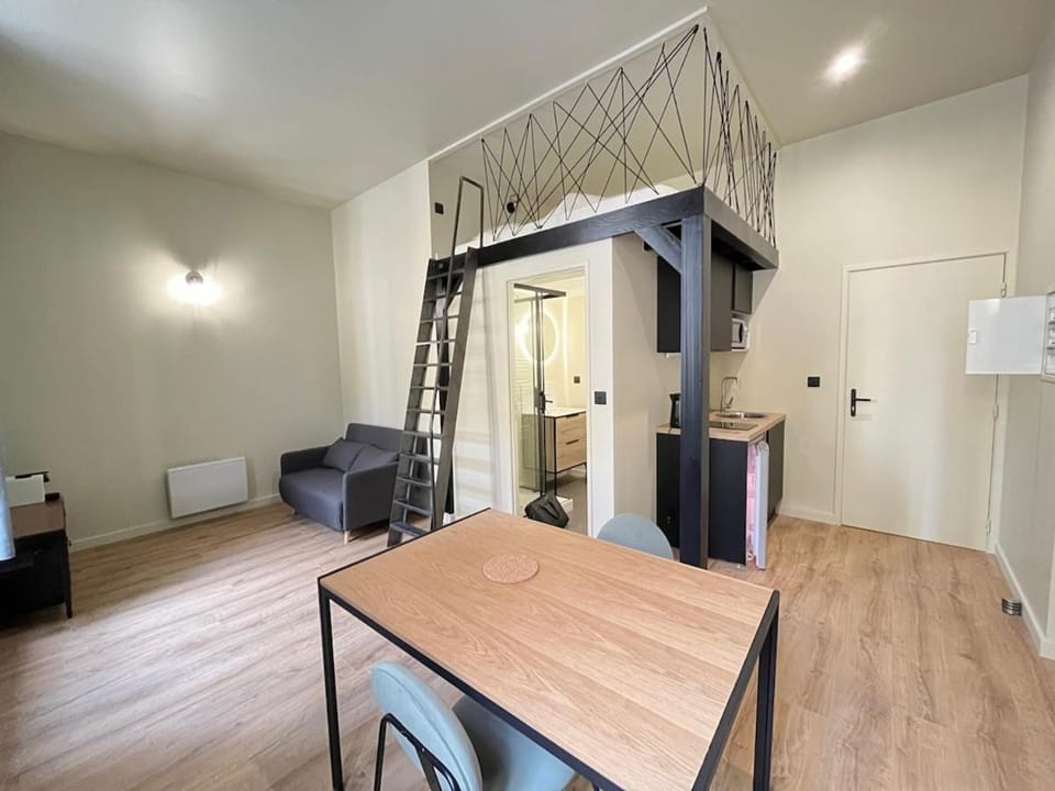 Cocon moderne 3 Personnes avec salle de sport, Le 103 Apartment in Saint-Étienne