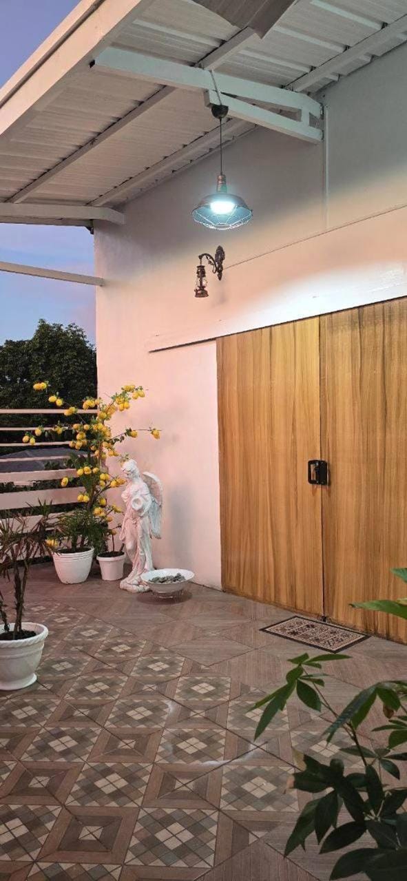 Casa Felice Legazpi Bed and Breakfast in Bicol